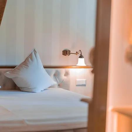 Guest house Hohlebach Muehle Homberg *