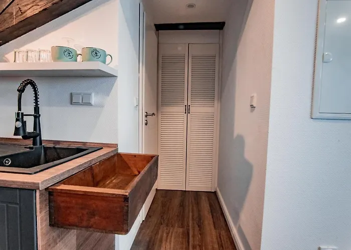 ゲストハウス Hohlebach Muehle ホムベルク